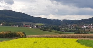 Kirchahorn mit der Klauskirche im Hintergrund